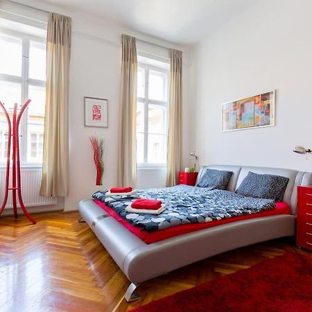 Riverside City Center, 5Th District Budapest Bagian luar foto
