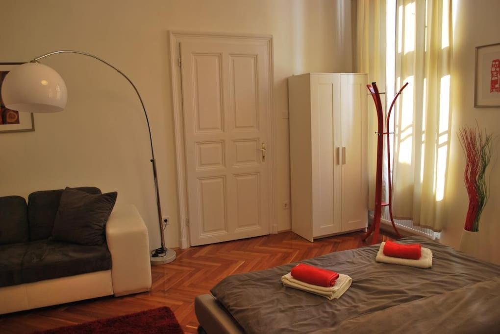 Riverside City Center, 5Th District Budapest Bagian luar foto
