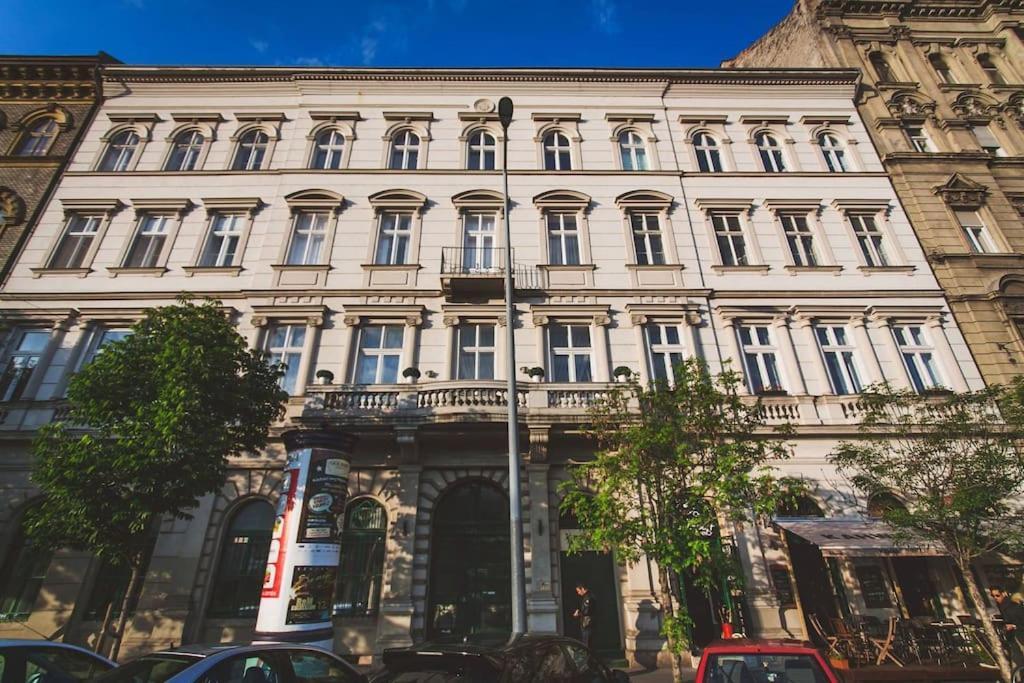Riverside City Center, 5Th District Budapest Bagian luar foto