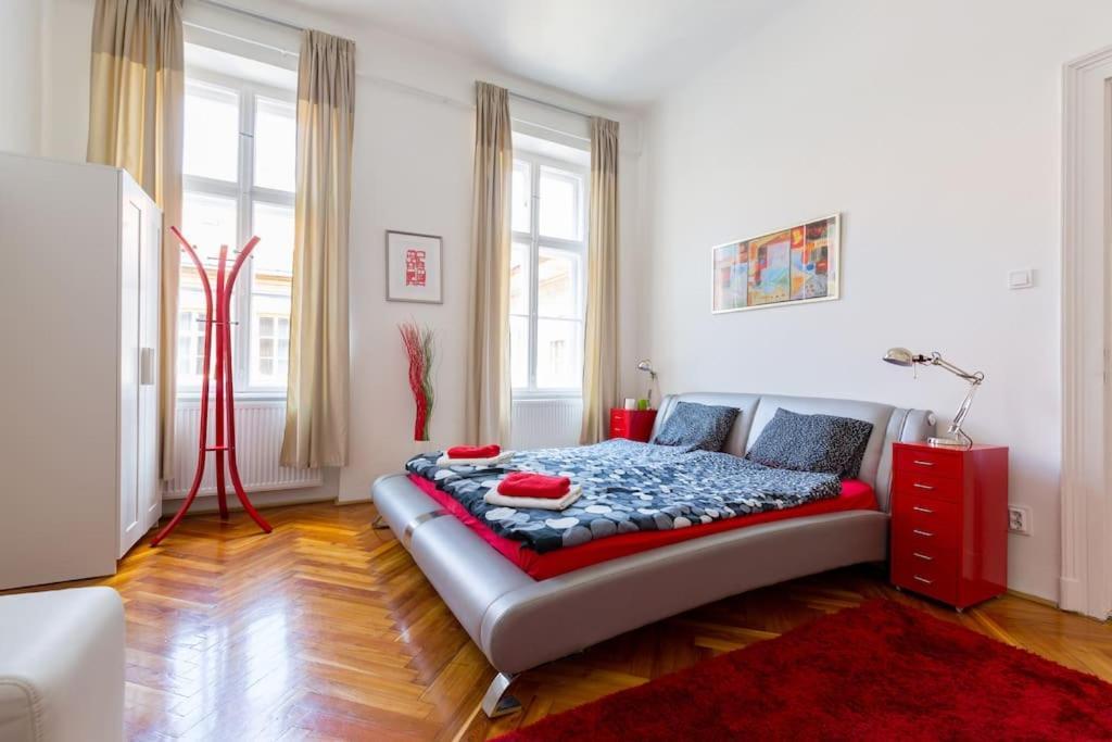 Riverside City Center, 5Th District Budapest Bagian luar foto